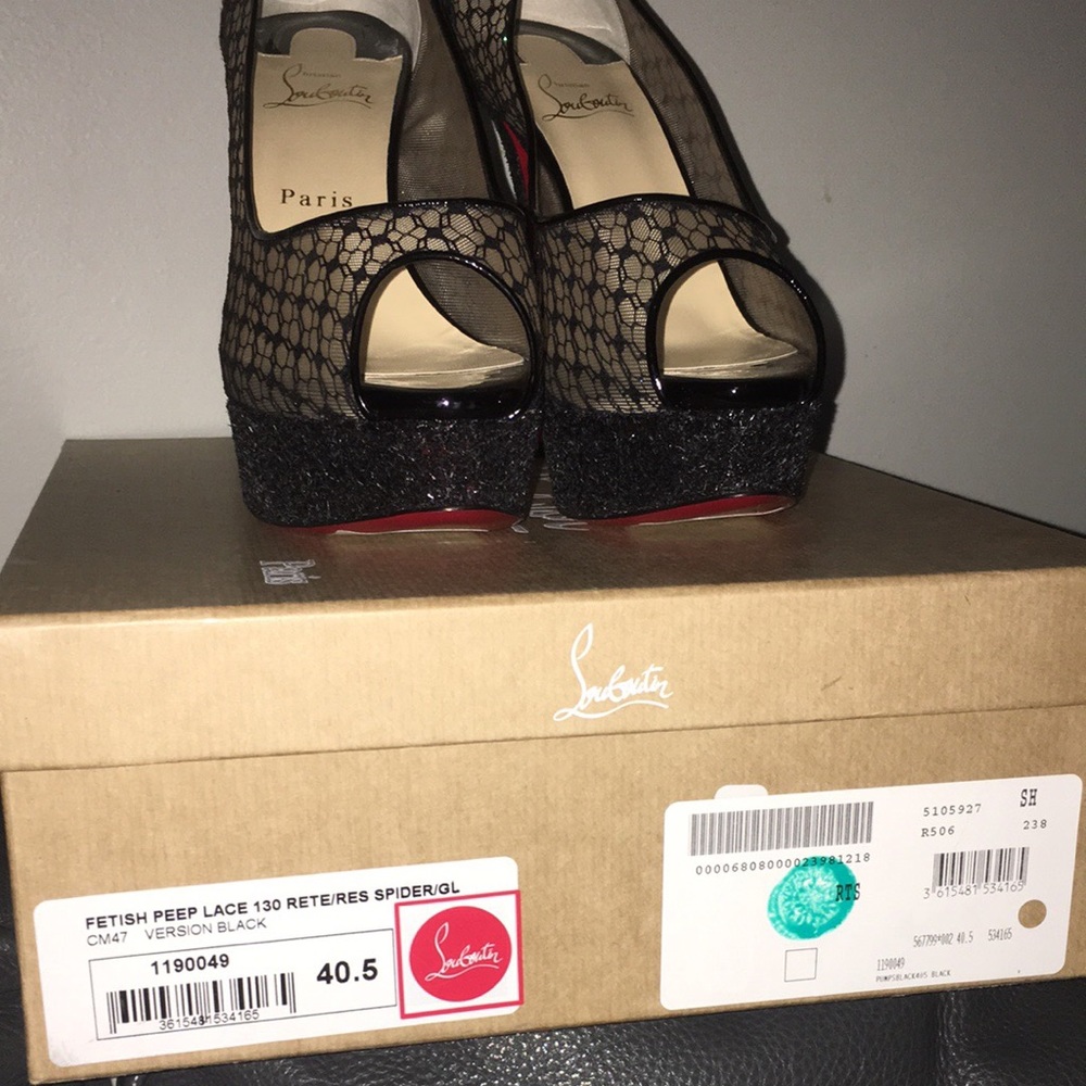 Christian Louboutin Platform Peep Toe Lace Patent Leather - Picture 8 of 9